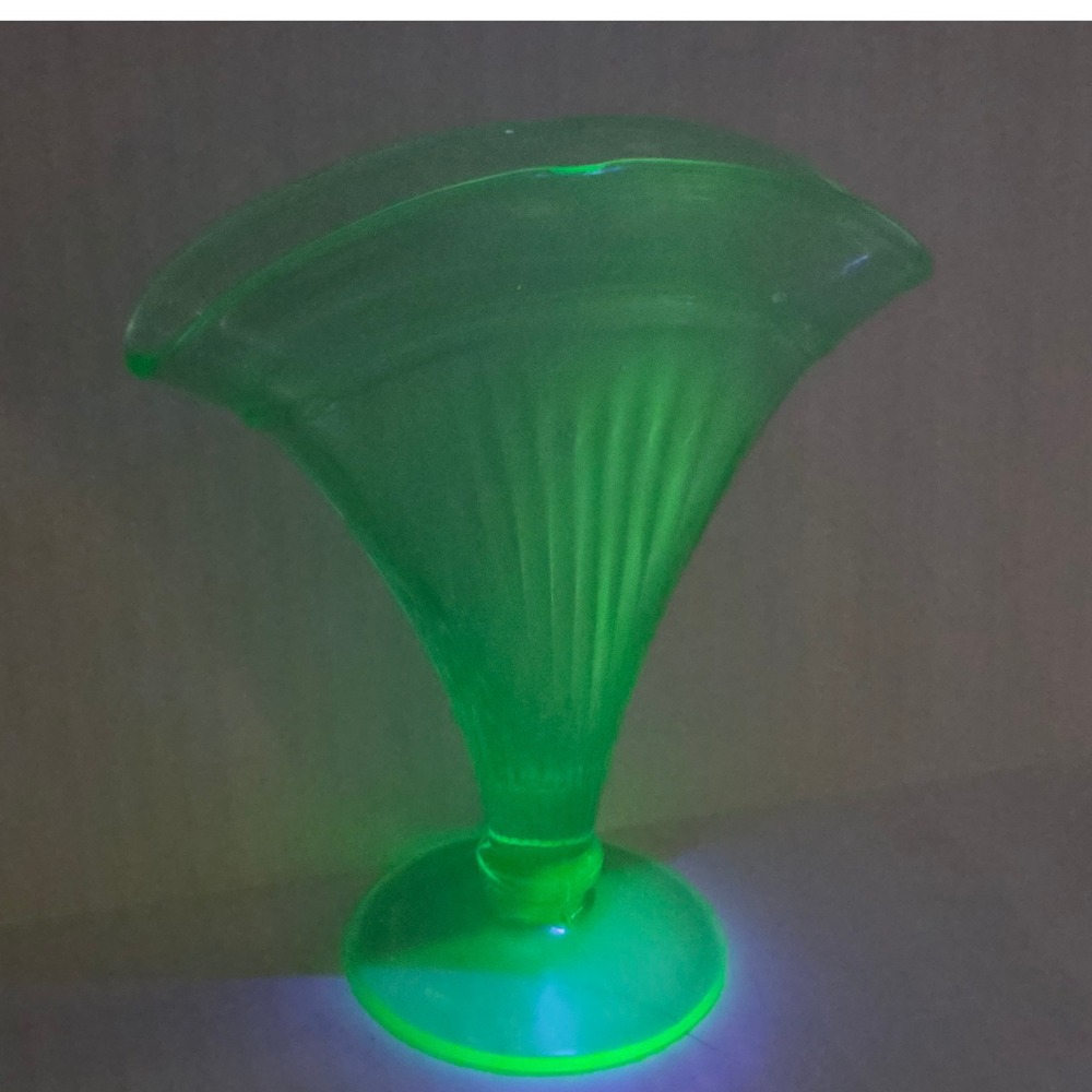 Vintage Uranium Glass Fan Vase Teal Green Ribbed Art Deco UV Reactive